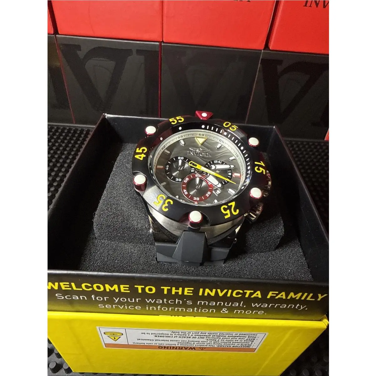 Invicta Subaqua 54mm Black Silicone w Black Dial 48542
