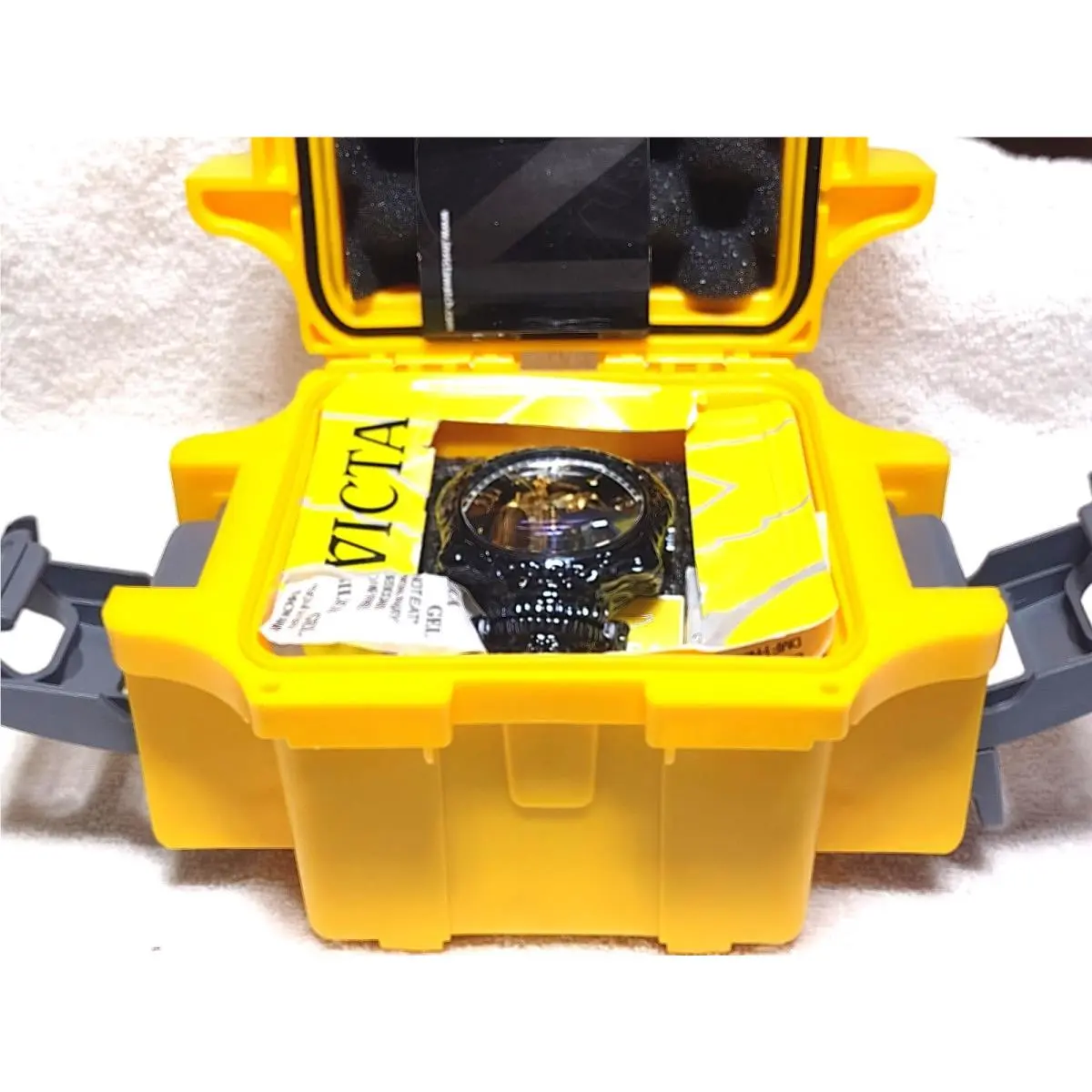 Invicta 40754 - Artist Series - Skull Automatic Watch - in 1-Slot Dive Case