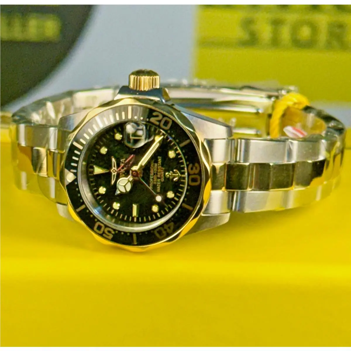 Invicta Ladies Ocean Voyage 47678 Gold Tone Stainless Steel 24.5mm Watch