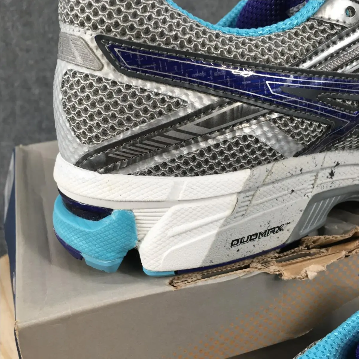 Asics shoes - T2L9N - T2L9N - Silver 10