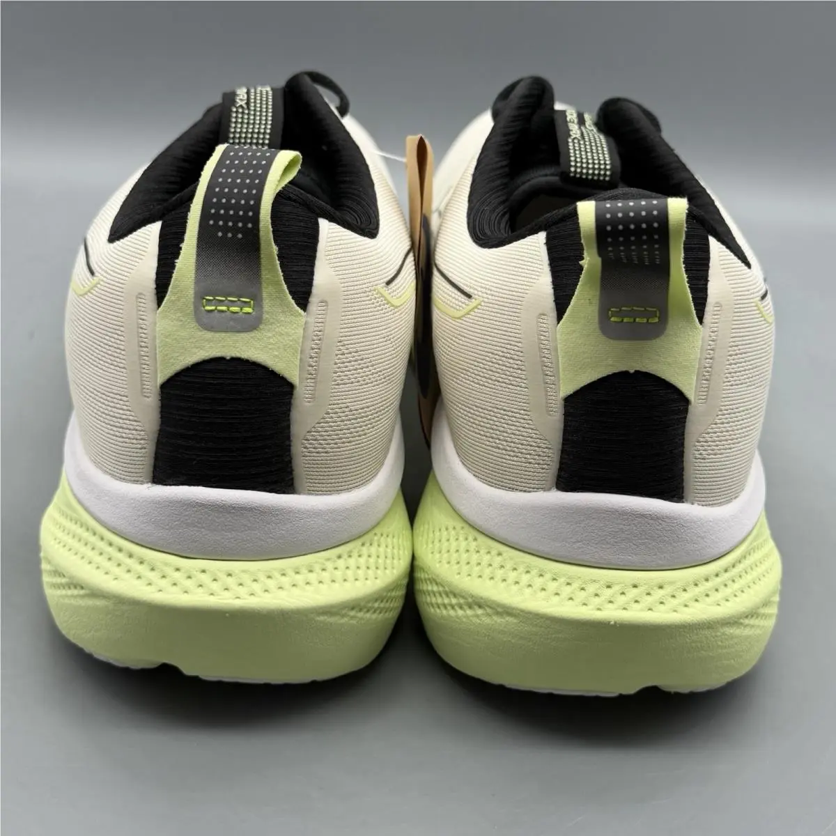 Asics shoes - Glideride MAX - Glideride MAX - 1011B891-200 - Birch/Black (UPC: 0197298410694) 2