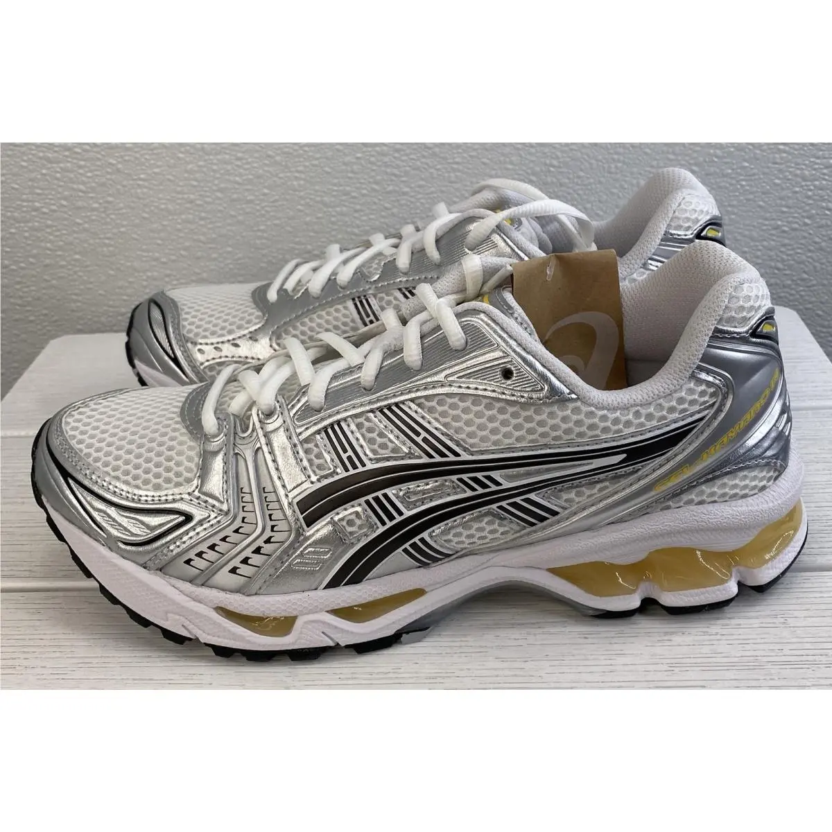 Asics shoes - White 1