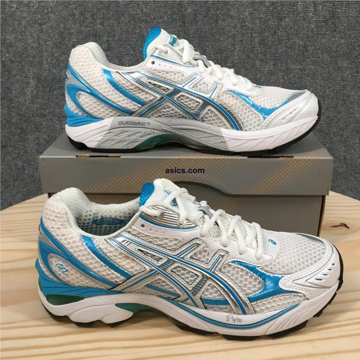 Asics GT-2150 Running Shoes Womens 8 Lace Up Sneakers Low Top White Blue