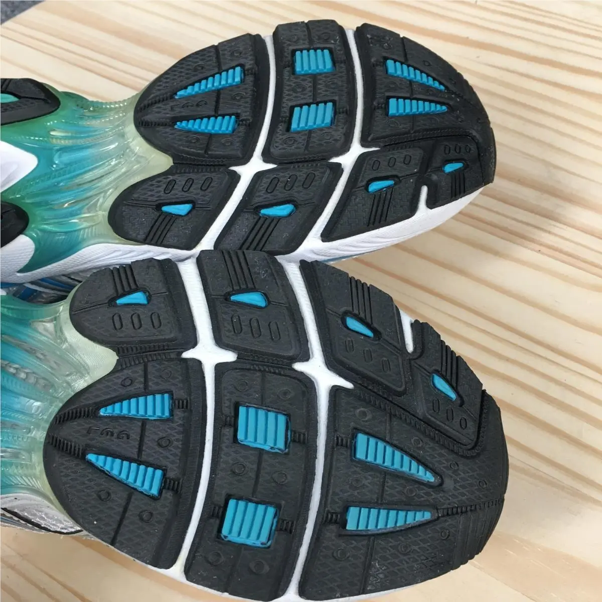 Asics shoes - Multicolor 12