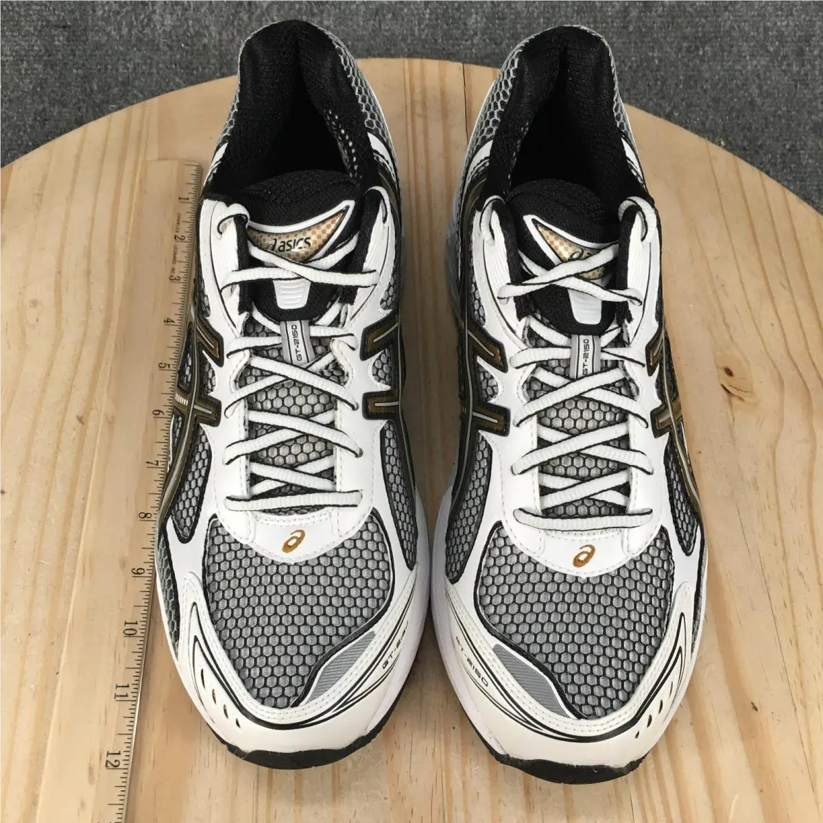 Asics shoes - White 6