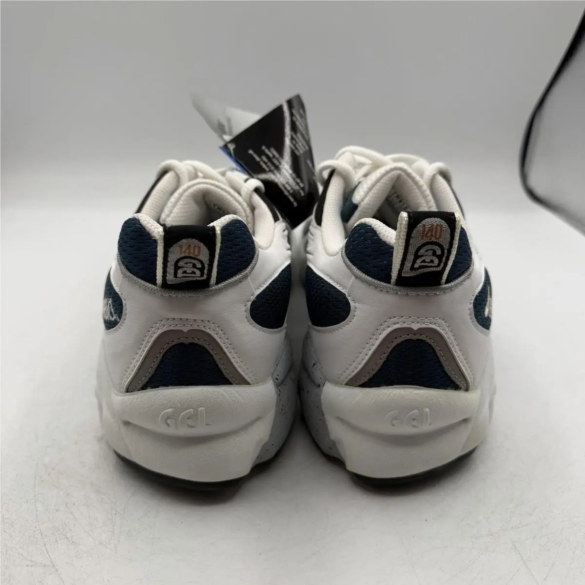 Asics shoes - Asics Gel-140 - White 6