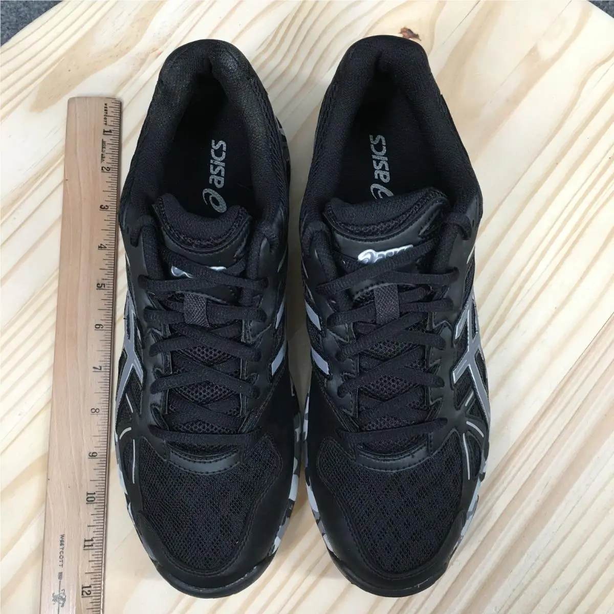 Asics shoes - Black 3