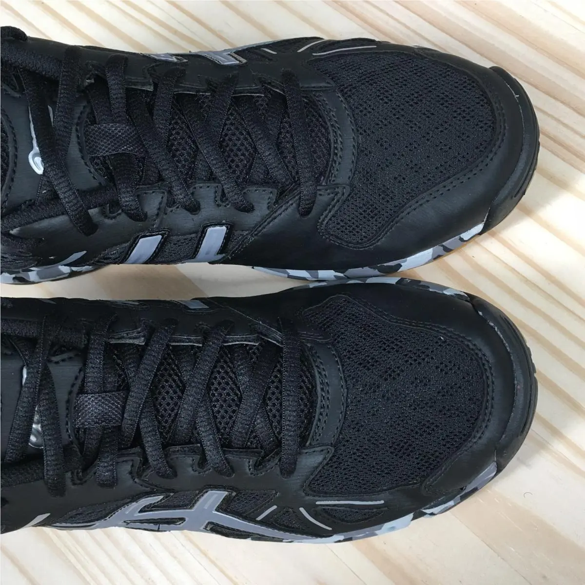 Asics shoes - Black 4