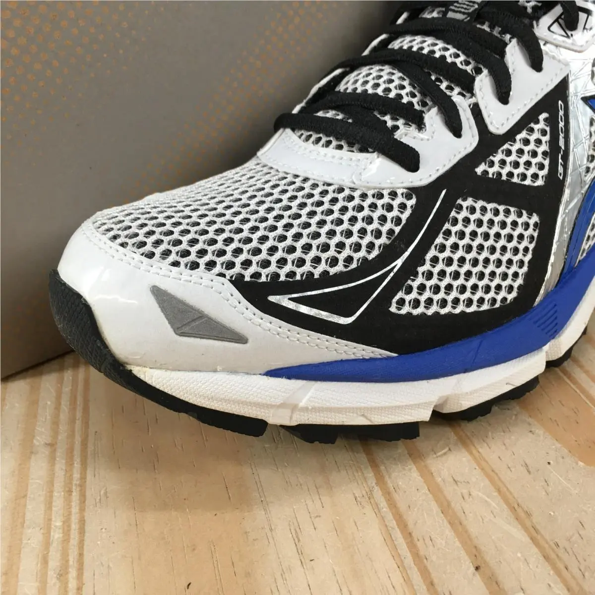 Asics shoes - ASICS GT-2000 - T503N - White 10