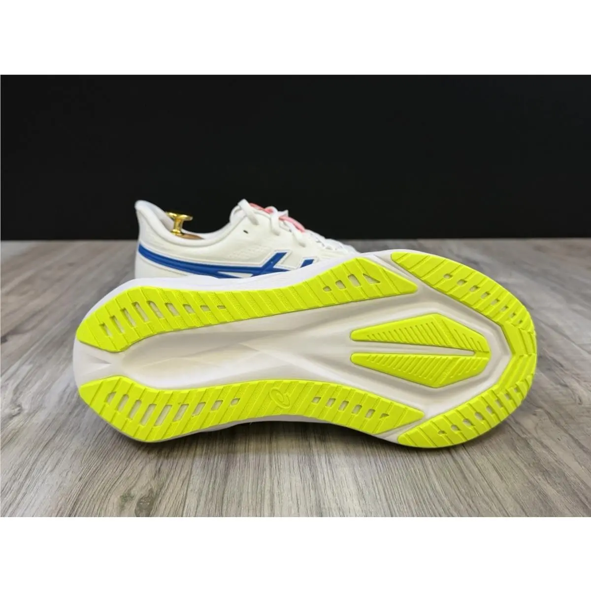 Asics shoes - ASICS Novablast 5 - Novablast - 1012B909-100 - White 6