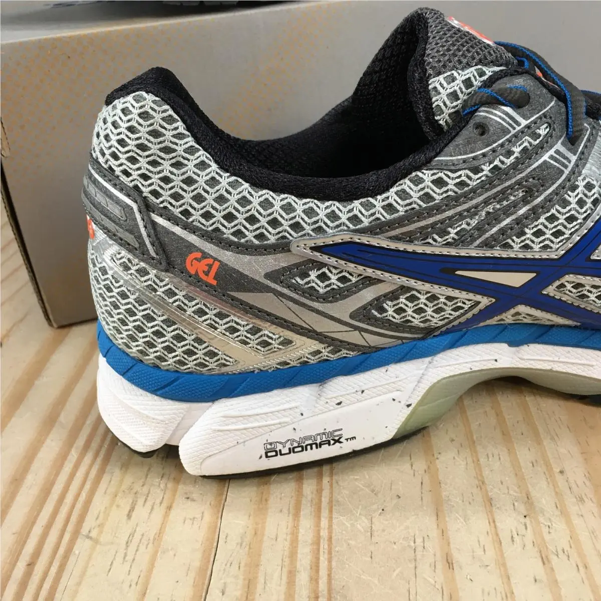 Asics shoes - Multicolor 3