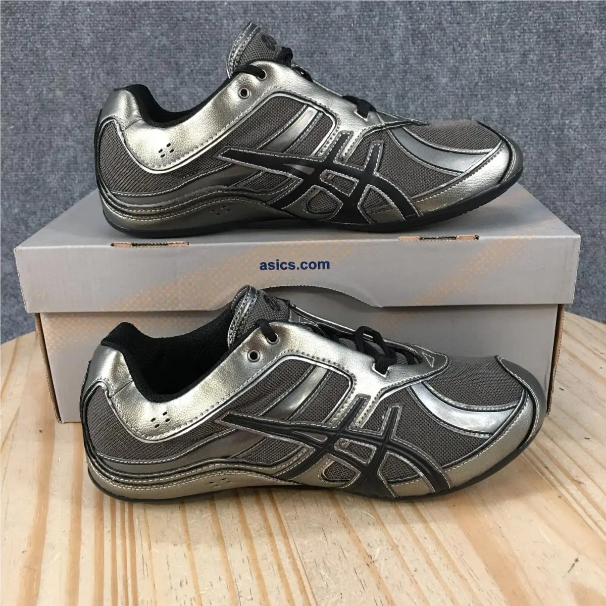 Asics Gel-rhythmic Shoes Womens 7 Athletic Low Sneakers S175N Black Silver