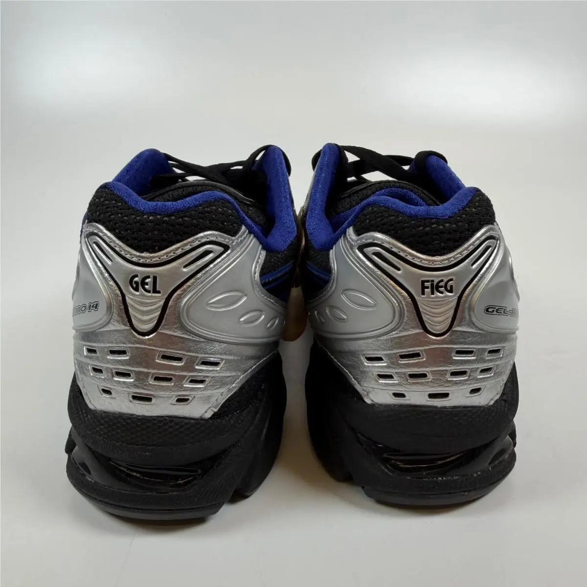 Asics shoes - ASICS GEL-Kayano 14 - Black 3