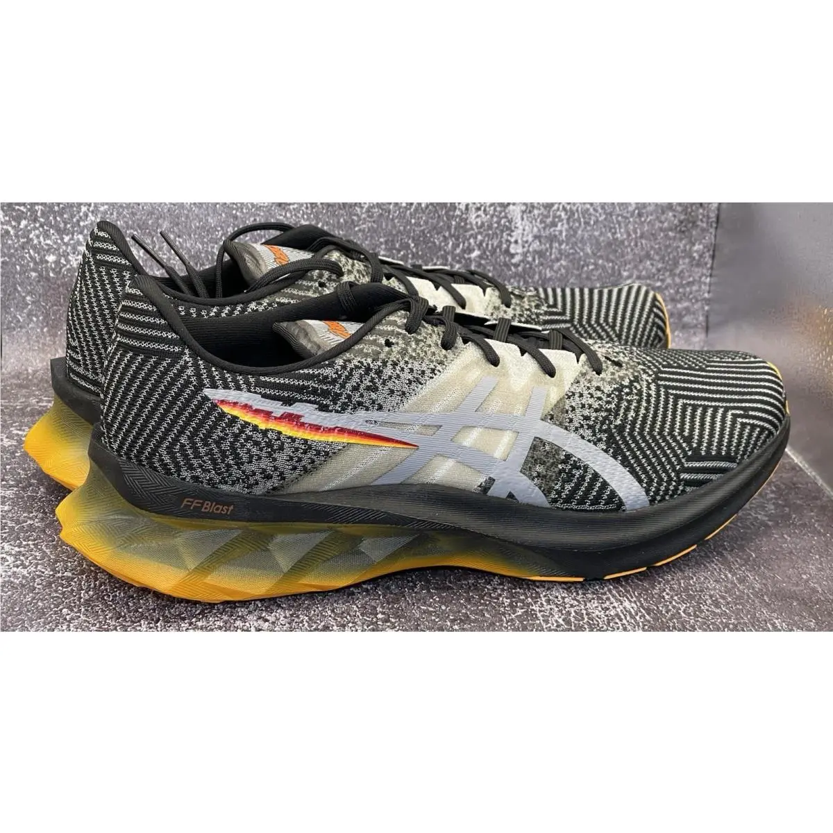 Asics shoes - ASICS Novablast - Novablast - Black 0