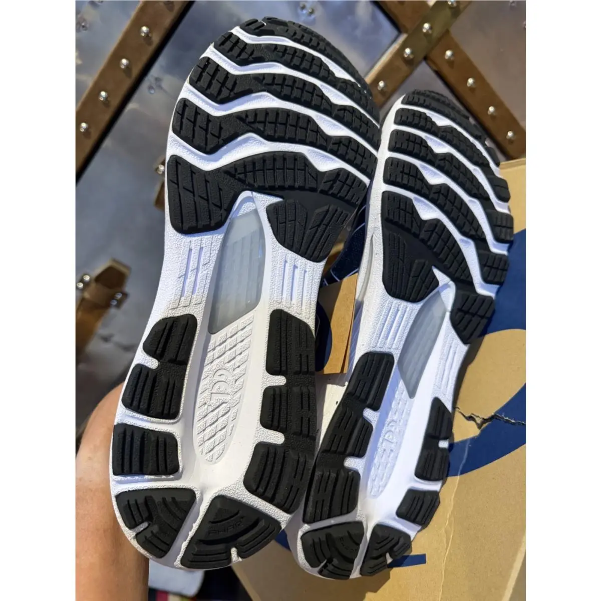 Asics shoes - Asics Gel-Kayano 28 - 1012B048 - Black 5