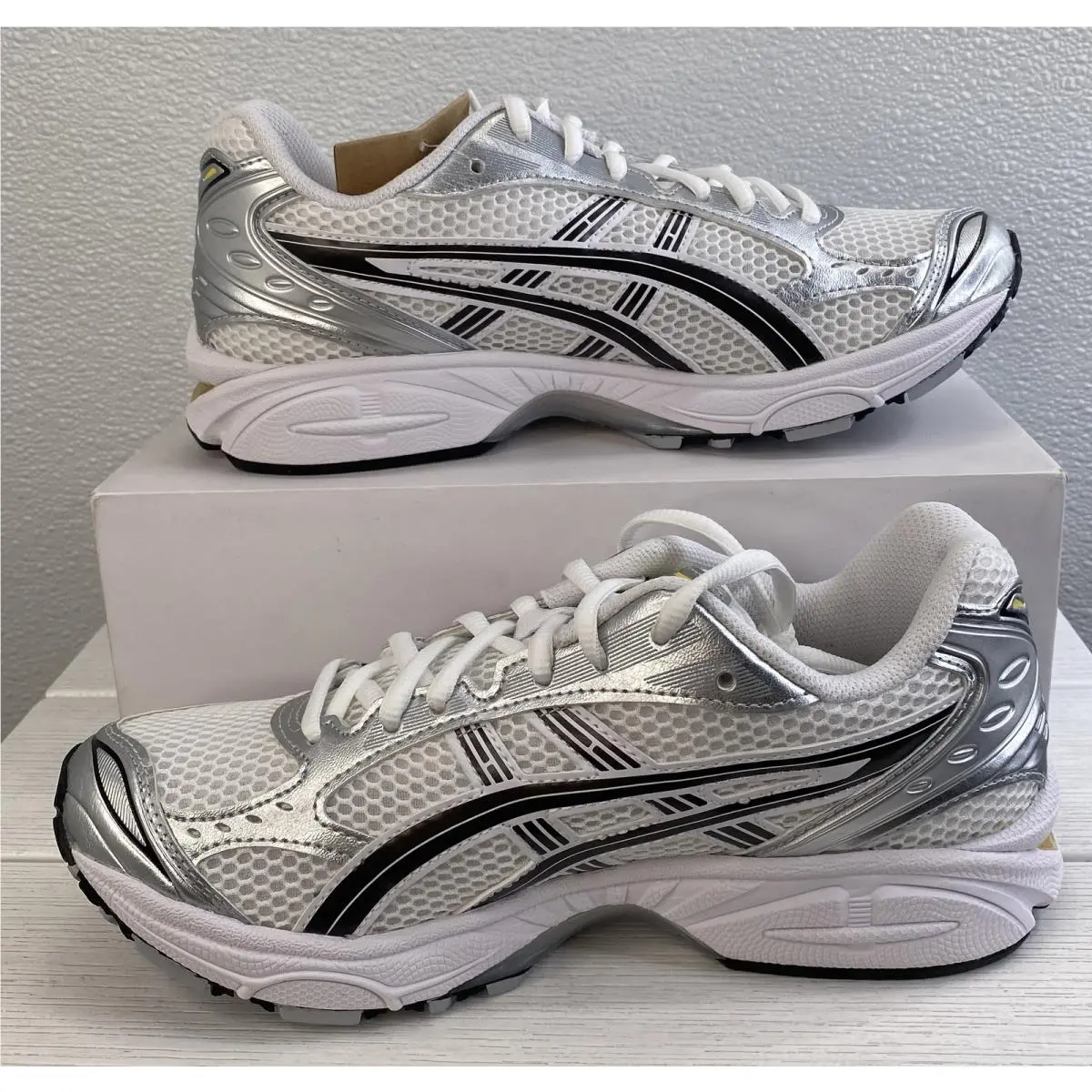 Asics shoes - White 4