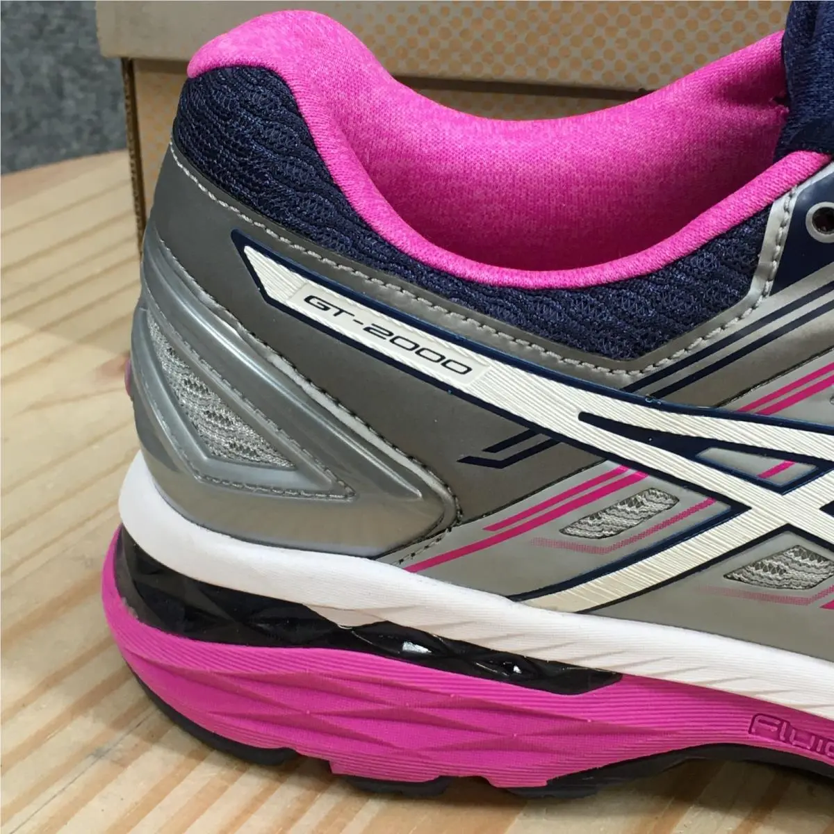 Asics shoes - ASICS GT-2000 5 - T759N - Gray 12
