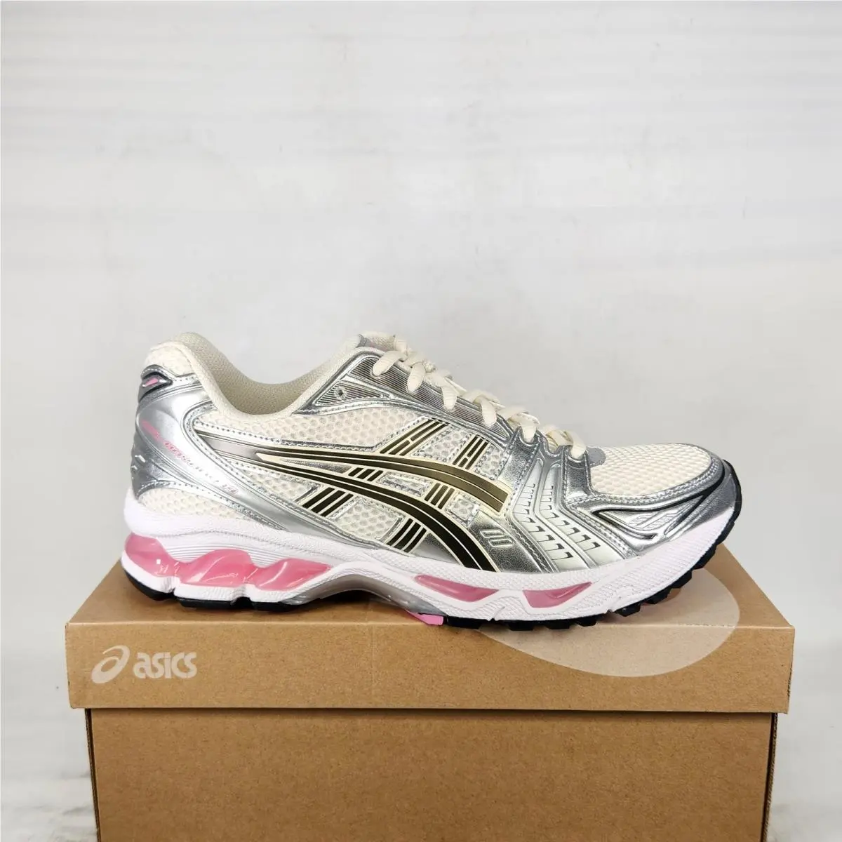 8.5 Men / 10 Wom - Asics Gel-kayano 14 - Cream / Sweet Pink