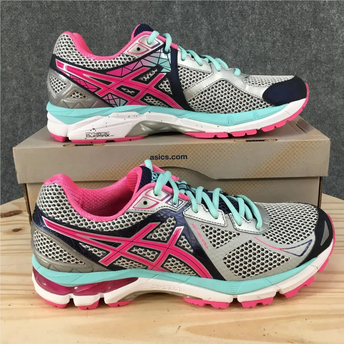 Asics GT-2000 3 Running Shoes Womens 11 Sneakers Lace Up Mesh Gray T550N