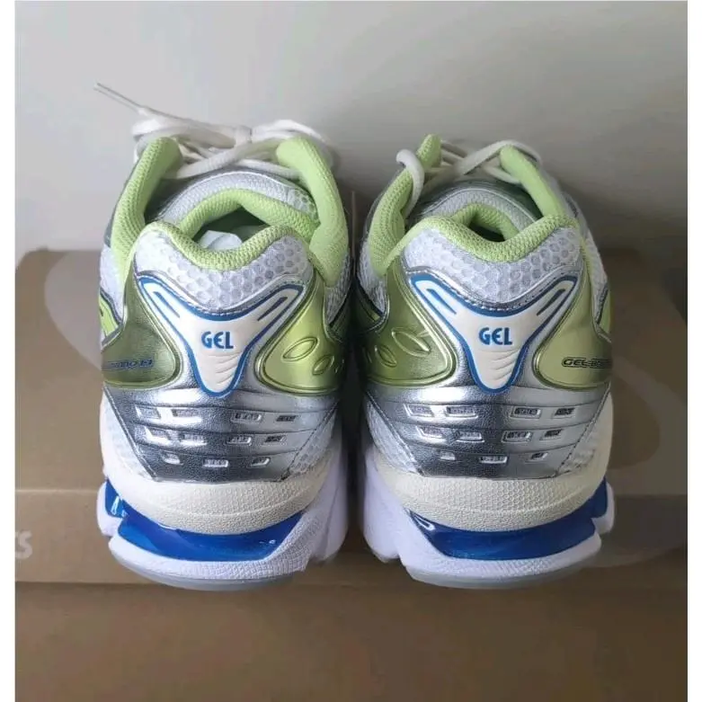 Asics shoes - ASICS - 1203A537-108 - White 2