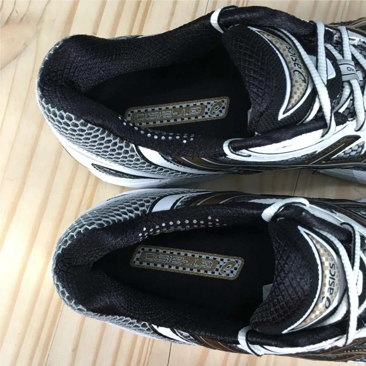 Asics shoes - Multicolor 12