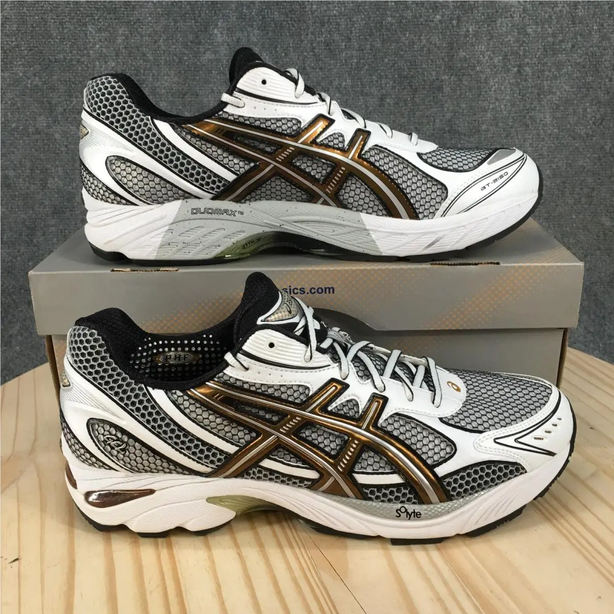 Asics GT-2150 Shoes Mens 12.5 Athletic Sneakers Lace Up Low Top Black Gold