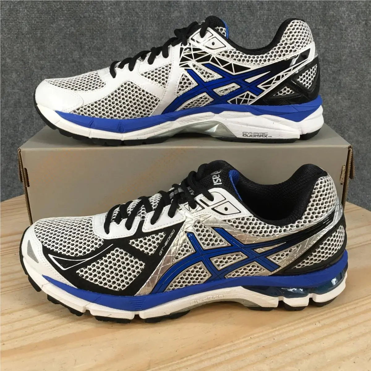 Asics shoes - ASICS GT-2000 - T300N - White 0