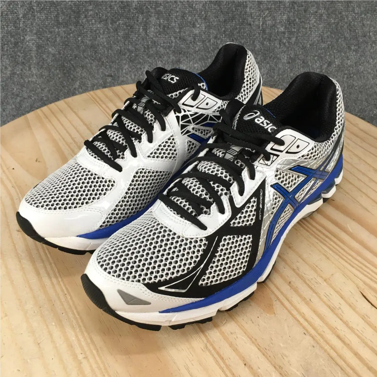 Asics shoes - ASICS GT-2000 - T300N - White 2