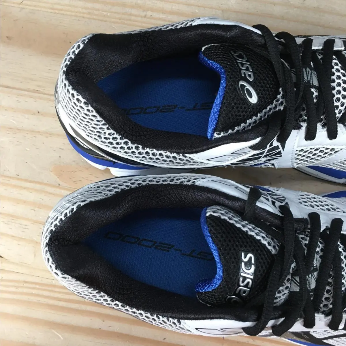 Asics shoes - ASICS GT-2000 - T300N - White 3