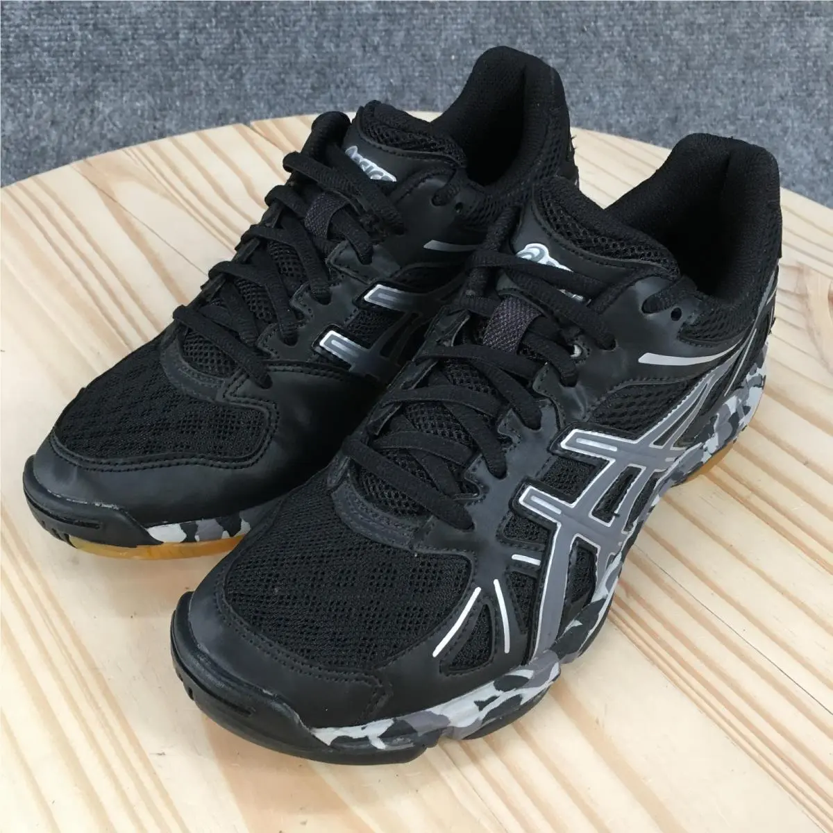 Asics shoes - Black 4
