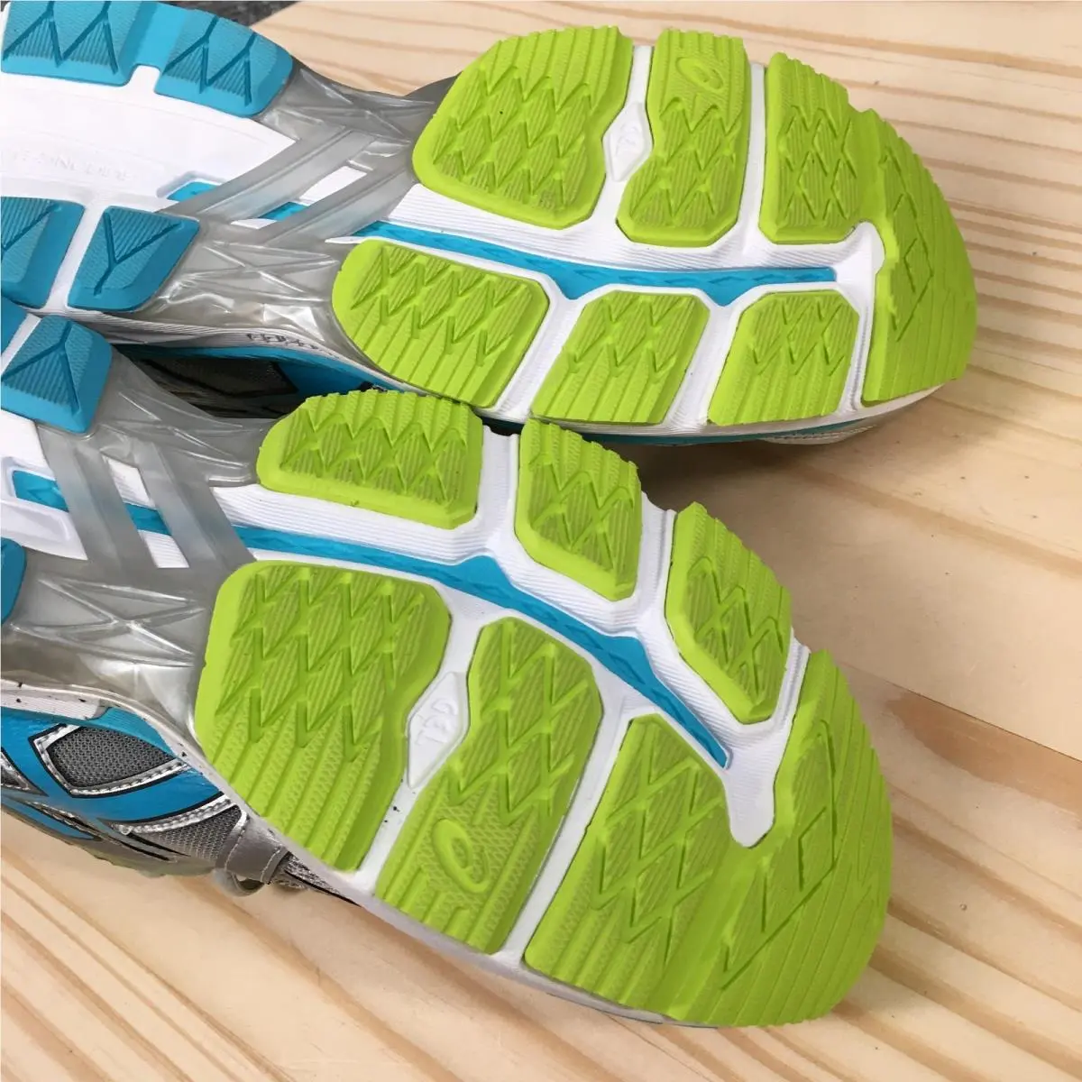 Asics shoes - Asics GT 2000 4 - Multicolor 14