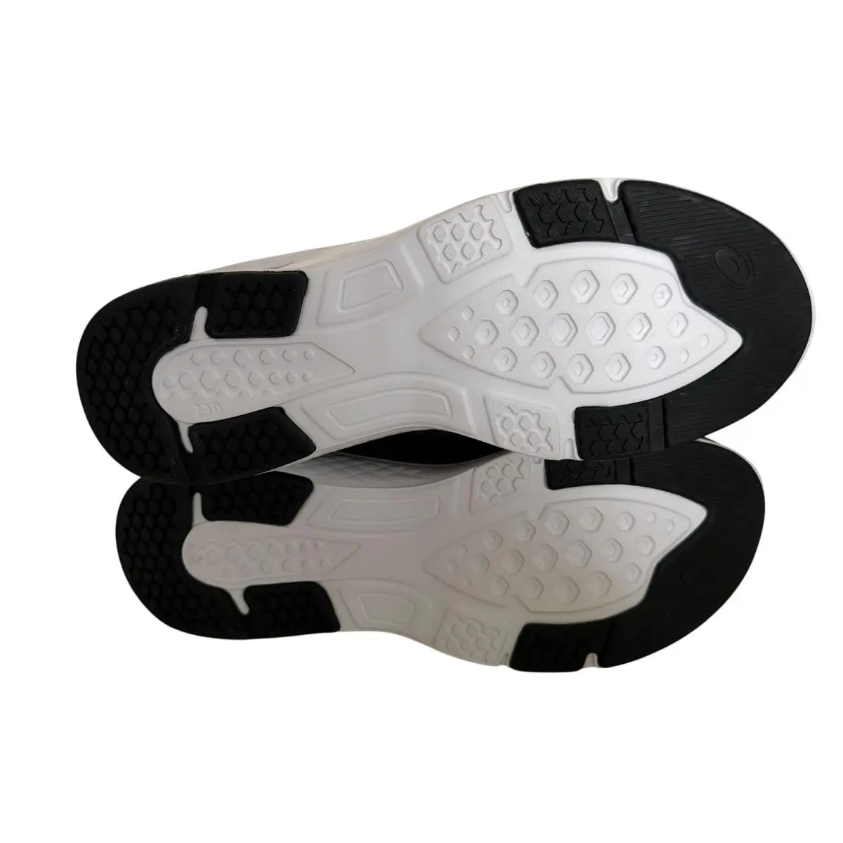 Asics shoes - ASICS Gel-Run Adapt - Adapt - Black 2