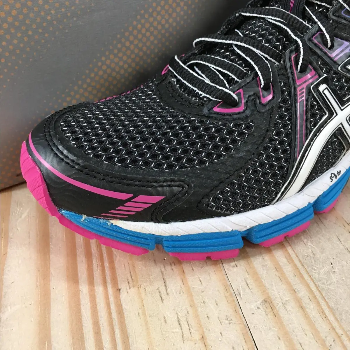 Asics shoes - Multicolor 1