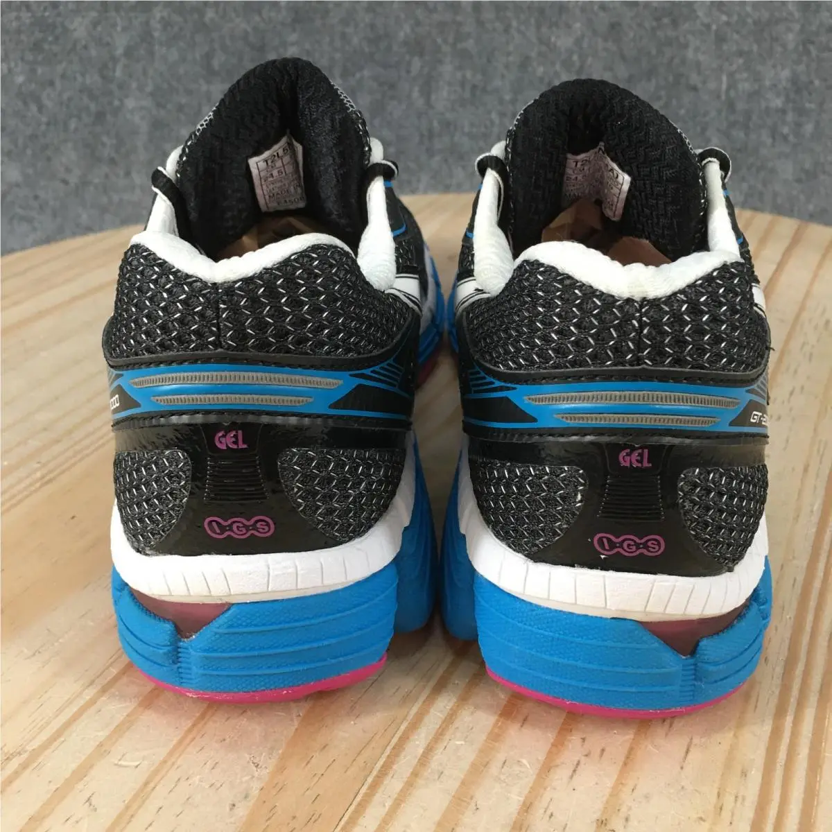 Asics shoes - Multicolor 7