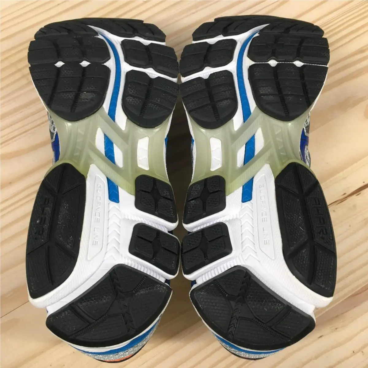 Asics shoes - ASICS GT 2000 - Blue 11