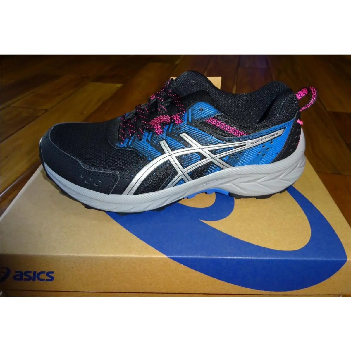 Asics Gel-venture 9 Women’s Running Shoes Black/silver sz 7.5