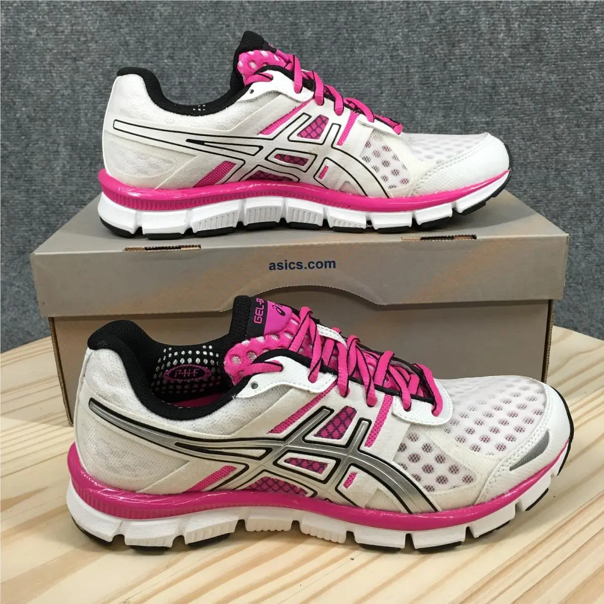 Asics Gel-blur 33 Running Shoes Womens 7 Lace Up Sneakers Low Top White Pink
