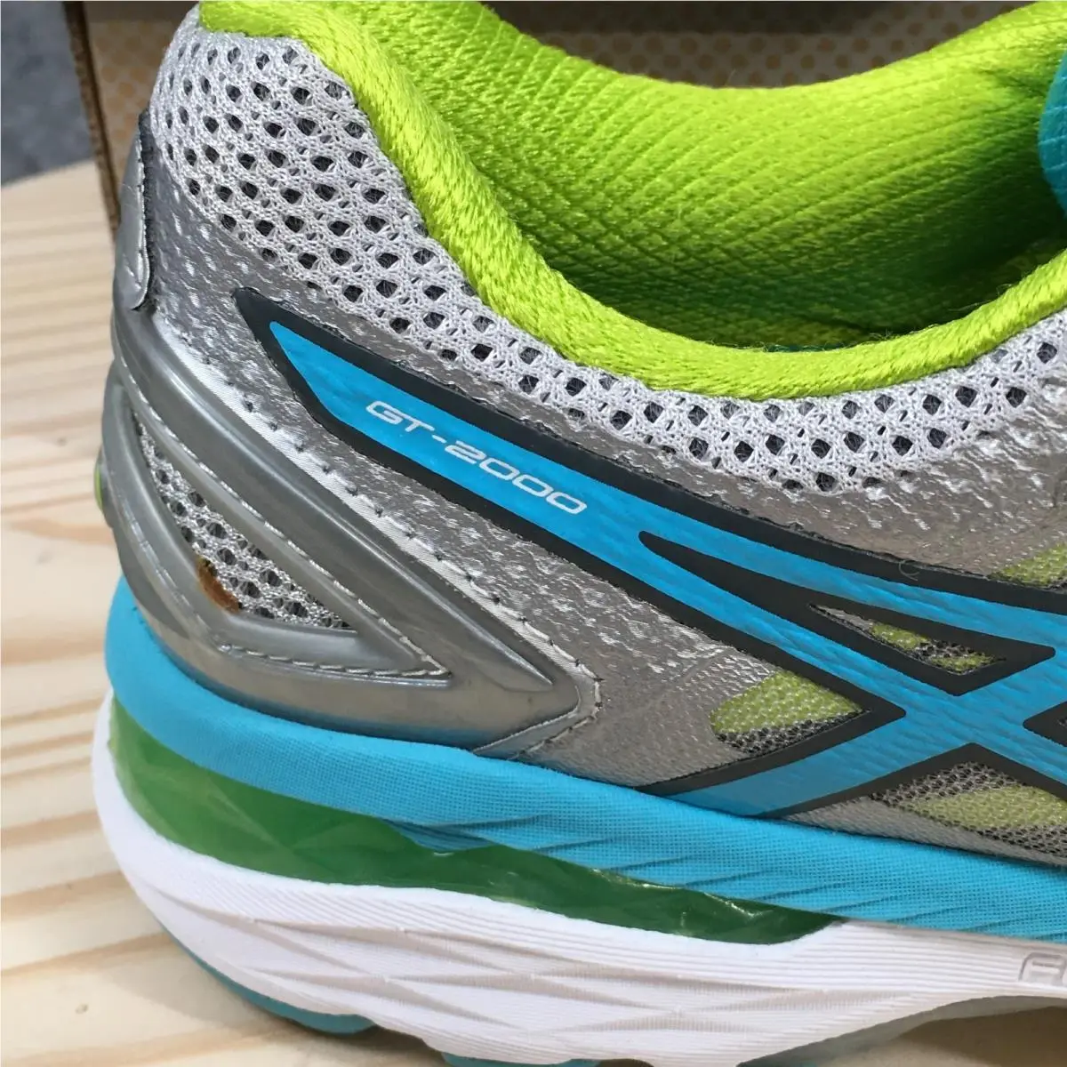 Asics shoes - Asics GT 2000 4 - Multicolor 1