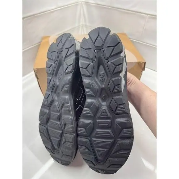 Asics shoes - Black 3