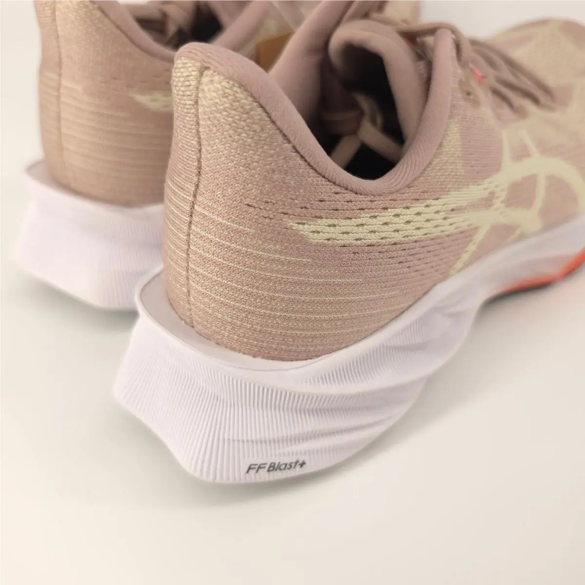 Asics shoes - Dynablast 5 - Dynablast - Beige 7