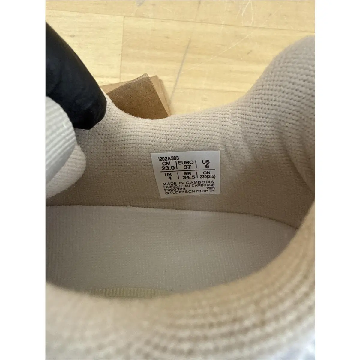 Asics shoes - ASICS GEL-1090 - White / Maple Sugar 6