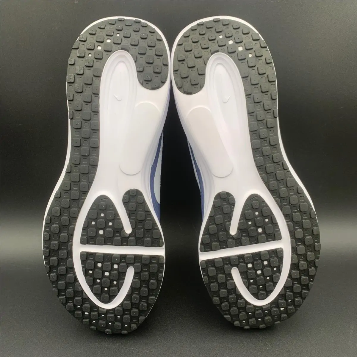 Nike shoes - Revolution 8 - Revolution - Blue 9