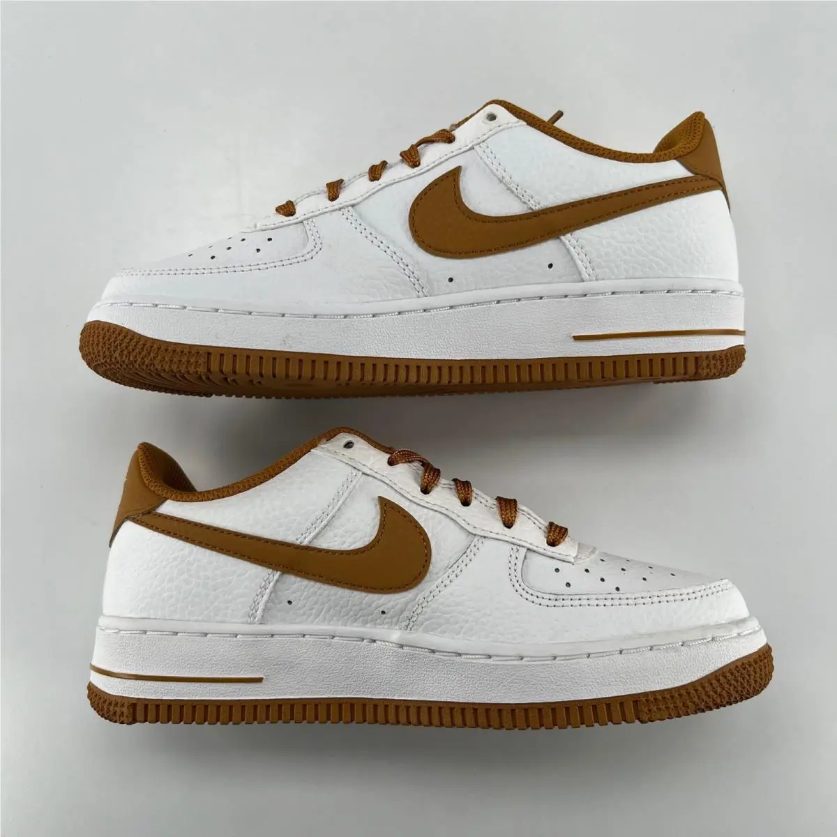 Nike shoes - Nike Air Force 1 GS - White 1