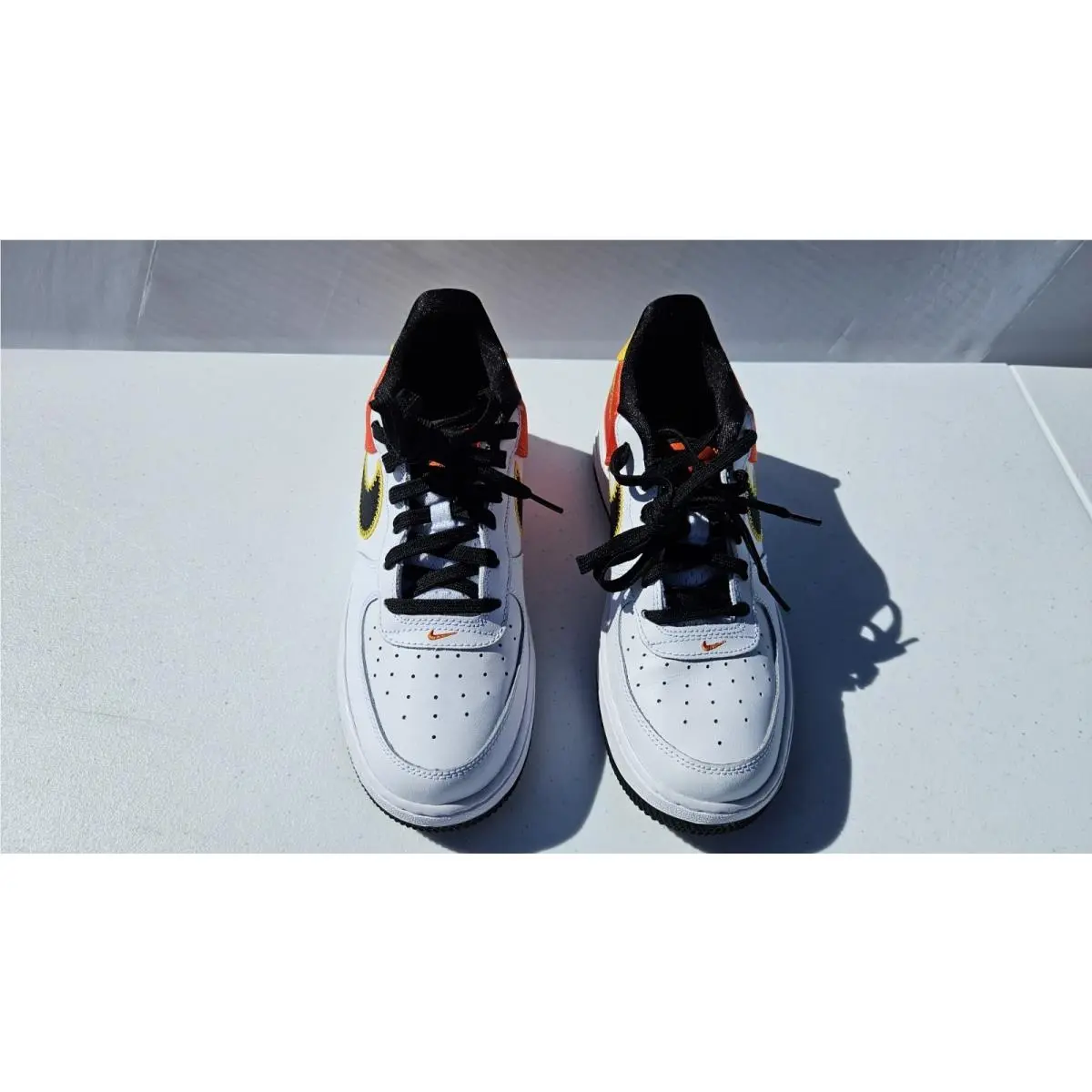 Nike shoes - Nike Air Force 1 `07 LV8 - White (UPC: 194954408200) 3