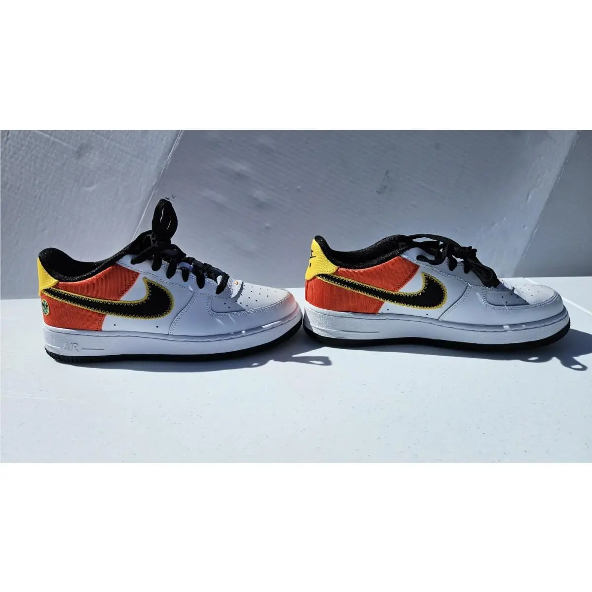 Nike shoes - Nike Air Force 1 `07 LV8 - White (UPC: 194954408200) 4