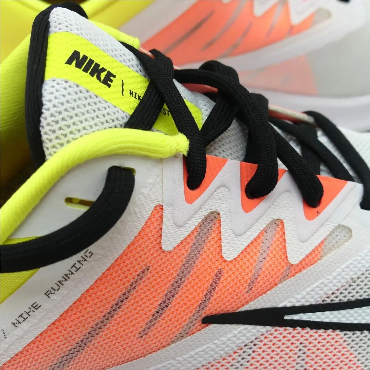 Nike shoes - Nike Quest 3 - Quest - CD0232-107 - White/LT. VLTGE YLW II 7