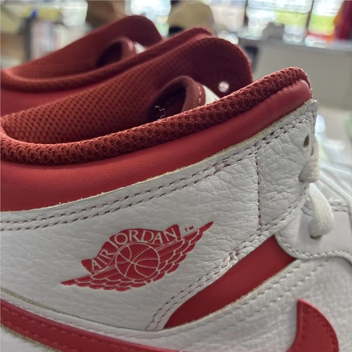 Nike shoes - Jordan 1 - White-Lobster-Dune Red 5