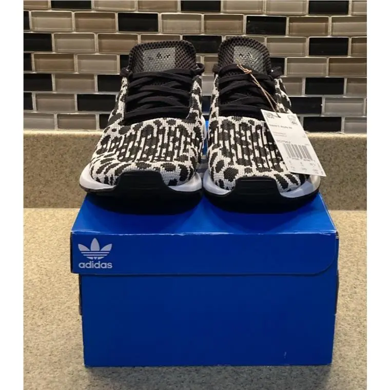 Nike shoes - adidas Swift Run - adidas Swift Run - Black White Cream 8