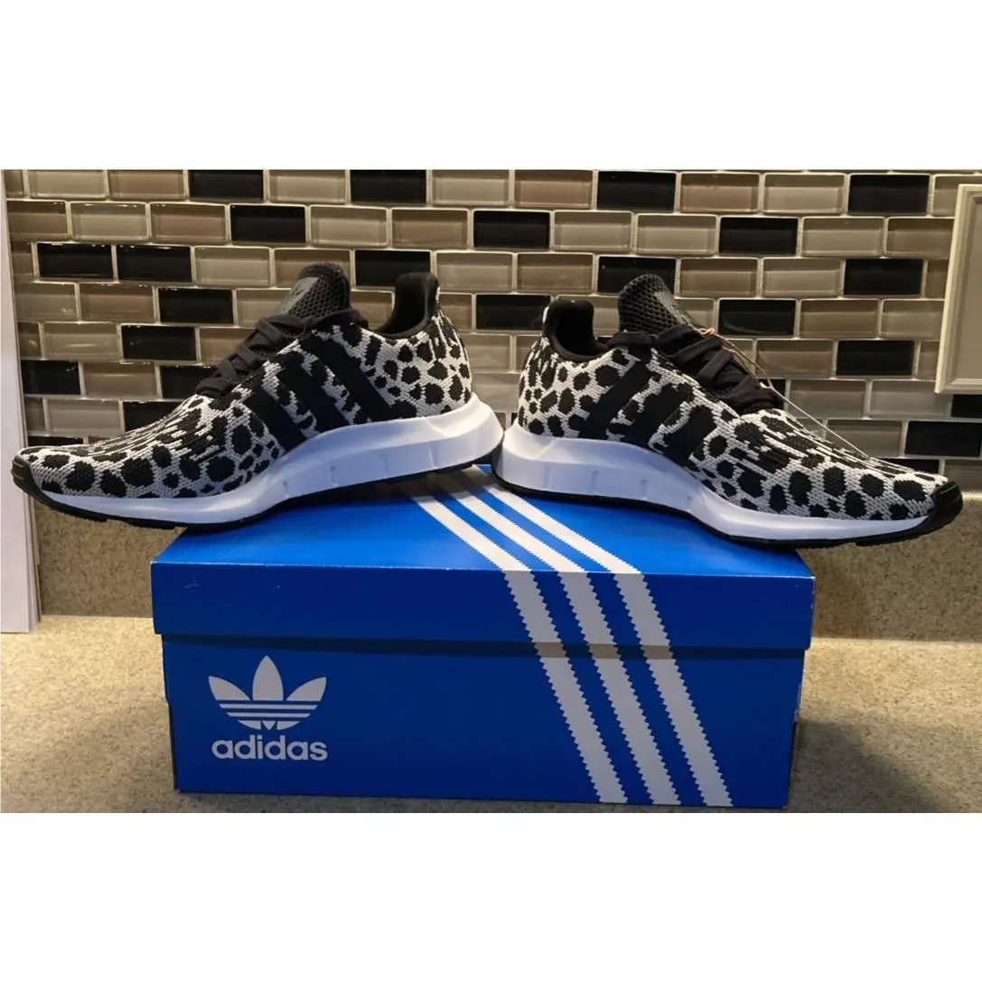 Nike shoes - adidas Swift Run - adidas Swift Run - Black White Cream 2