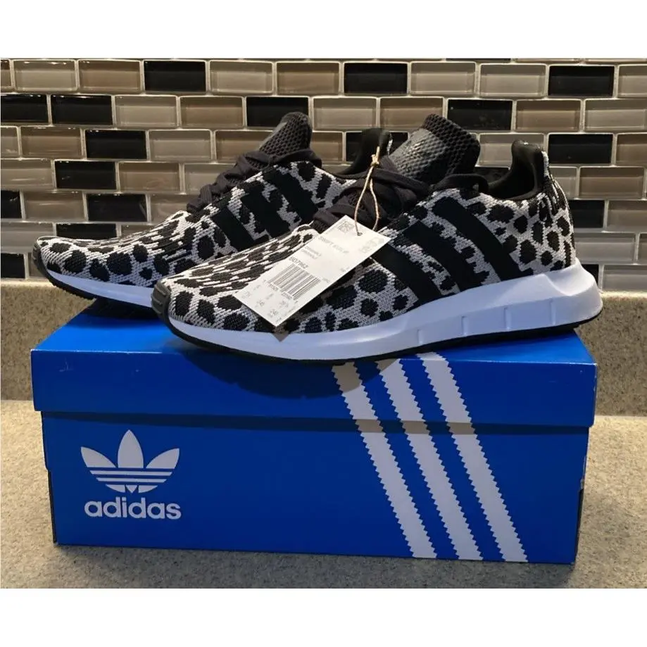 Nike shoes - adidas Swift Run - adidas Swift Run - Black White Cream 4